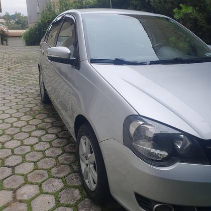 VOLKSWAGEN POLO SEDAN 1.6 MI COMFORTLINE 8V FLEX 4P AUTOMATIZADO VOLKSWAGEN POLO SEDAN 1.6 MI COMFORTLINE 8V FLEX 4P AUTOMATIZADO